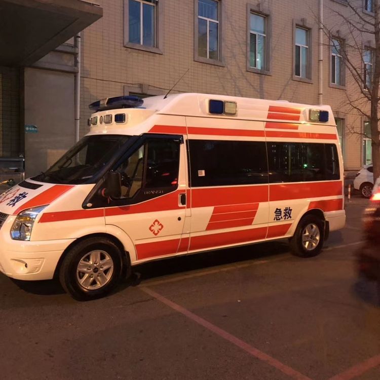绥滨夜间租赁救护车护送病人转院：安全转运的 8 大核心注意事项